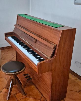 Pianoforte verticale HERMANN accordato – anno 1990