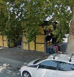 2 negozi chiosco in sell o in let a Modena