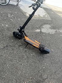 Monopattino elettrico RUITOO T2 MAX