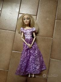bambola Rapunzel usata