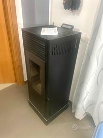 Stufa Pellet Invicta Nuova Nola 10 - 9,5 kW -