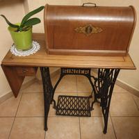 Macchina cucire Singer d'epoca a pedale