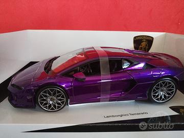 LAMBORGHINI TEMERARIO PURPLE 