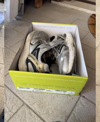 Lotto scarpe bambino varie taglie usate