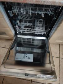 Lava stoviglie Ariston Hotpoint da incastro 
