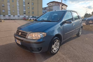 Fiat Punto 1.2 Benz 16V 5 porte 80 CV