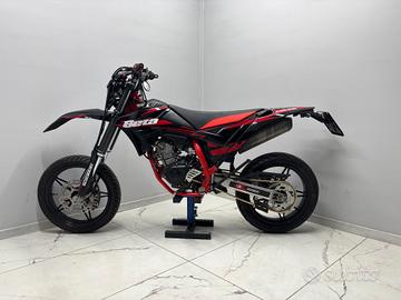Beta RR Motard 125 Garantita e Finanziabile