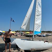 Catamarano Dart 18