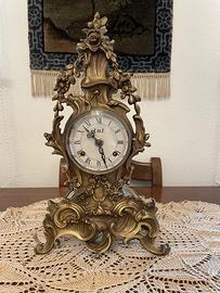 Orologio da tavolo anni 60 bronzo stile barocco