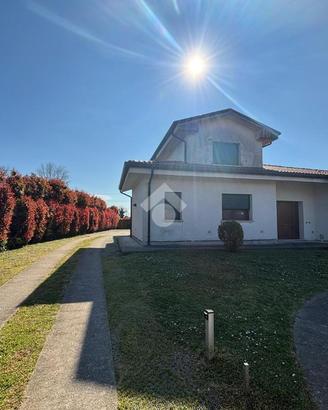 VILLA SINGOLA A POZZONOVO