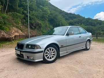 BMW E36 320i (328 swap)