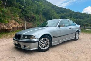 BMW 320i COUPÉ (swap 328)