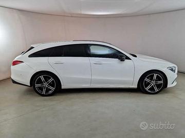 MERCEDES-BENZ CLA 180 d Automatic Sport SHOOTING B