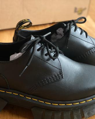 Dr Martins n 40 nuove con cartellino