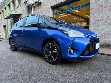 TOYOTA Yaris 1.5H 73CV HYBRID AUTOMATICA RETROCA