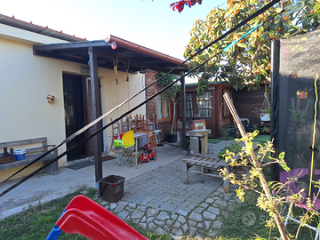 Annesso 79 mq e terreno a Follonica