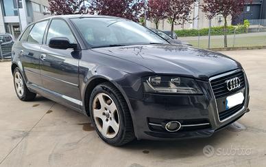 AUDI A3 SPB 2.0TDI 140cv S Tronic AMBITION