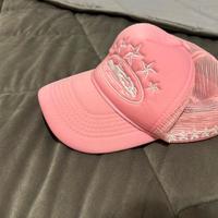 Cappello Corteiz Alcatraz Trucker – Rosa –