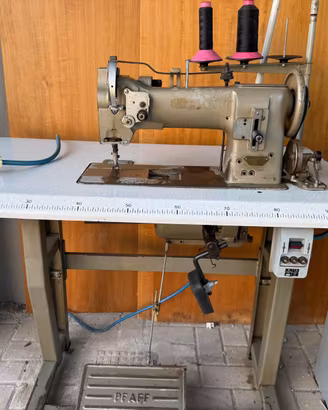 Macchina da cucire industriale PFAFF