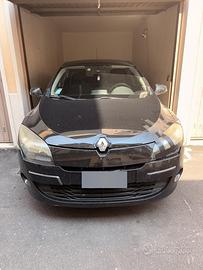 Megane III Active 1.6 Benzina 110CV - incidentata