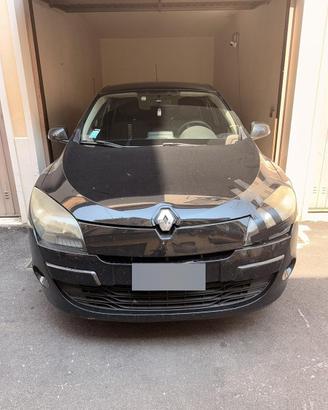 Megane III Active 1.6 Benzina 110CV - incidentata