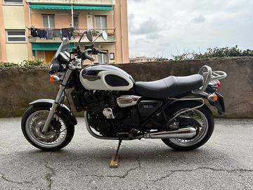Triumph Legend TT 900