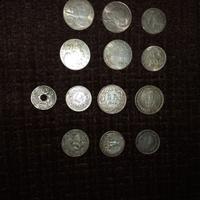 Lotto 13 monete d' argento vari Stati