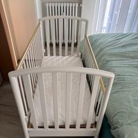 Lettino Pali con cassetto contenitore e materasso