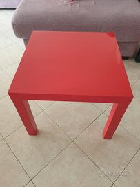 Tavolino rosso