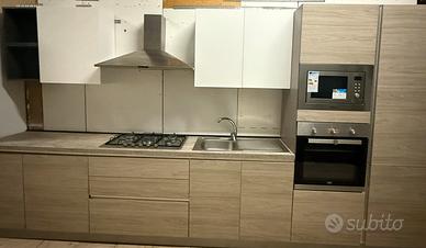 cucina ( blum) completa 4 m 05