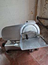 affettatrice professionale essedue modello  250