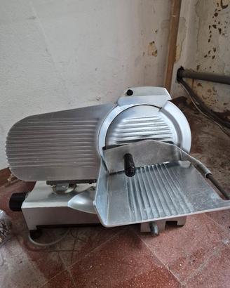 affettatrice professionale essedue modello  250