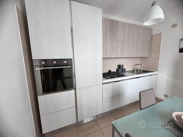 Cucina moderna completa