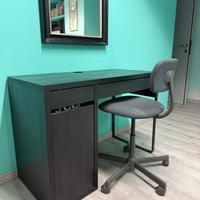 SCRIVANIA CON SEDIA A ROTELLE