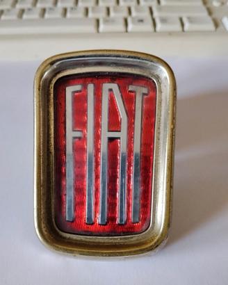FREGIO LOGO  ANTERIORE PER FIAT 500 EPOCA