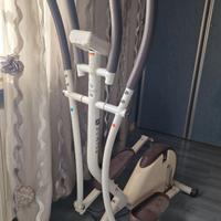 Ellittica Domyos con display mai usata, bianco