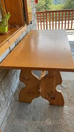 Tavolo in legno