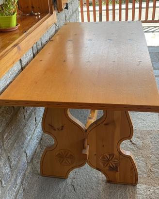 Tavolo in legno