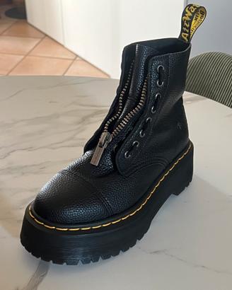 Dr. Martens sinclair