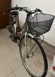 BICICLETTA CON CESTINO
