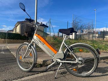 Bicicletta a pedalata assistita