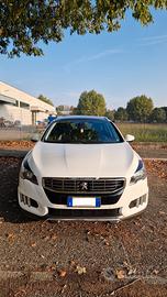Peugeot 508 RXH 2.0-hybrid 