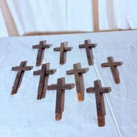 9 antiche croci via Crucis in legno