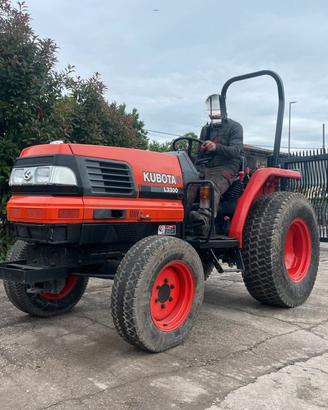 T28 Trattore Kubota 50 CV per prati