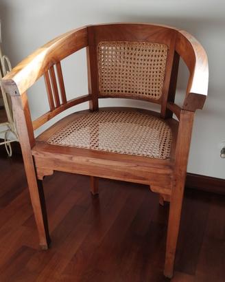 poltroncina in legno massello 