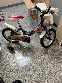 Bicicletta con rotelle bambina
