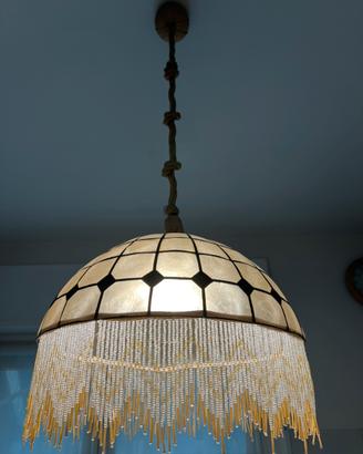 Lampadario vintage in madreperla Capiz con frange