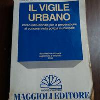 libro il vigile urbano 1996 corso istituzionale €3