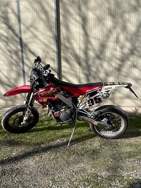 HM 125