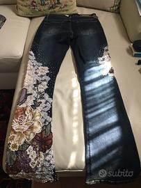 Jeans taglia 38.